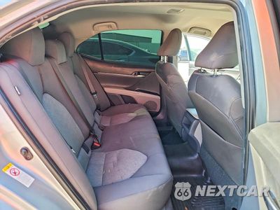 Zdjęcie 10 z 13 samochodu: 2018 TOYOTA CAMRY L VIN:4T1B11HK7JU650404 - miniatura