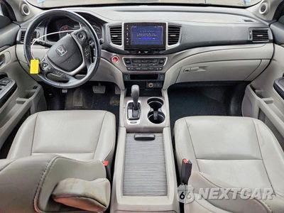 Zdjęcie 8 z 14 samochodu: 2017 HONDA PILOT EXL VIN:5FNYF6H57HB066966 - miniatura