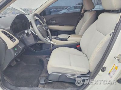 Zdjęcie 7 z 14 samochodu: 2020 HONDA HR-V LX VIN:3CZRU6H33LM703052 - miniatura