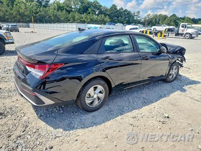 Trzecie zdjęcie samochodu z tyłu: 2026 HYUNDAI ELANTRA SE VIN:KMHLL4DG7TU168763 - miniatura