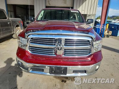 Piąte zdjęcie samochodu w środku: 2017 RAM 1500 SLT VIN:3C6RR7LT4HG659578 - miniatura