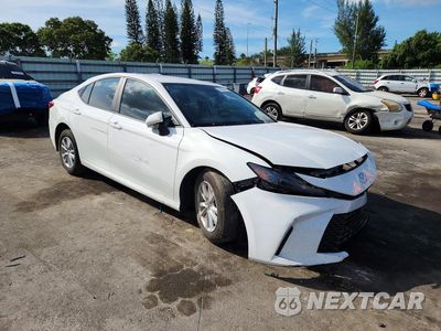 Czwarte zdjęcie samochodu z boku: 2025 TOYOTA CAMRY LE VIN:4T1DAACKXSU207004 - miniatura