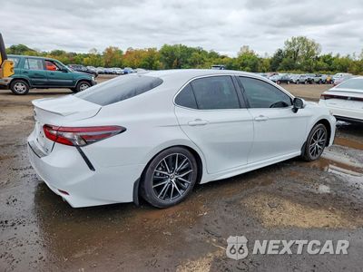 Trzecie zdjęcie samochodu z tyłu: 2024 TOYOTA CAMRY SE VIN:4T1T11BK8RU130169 - miniatura