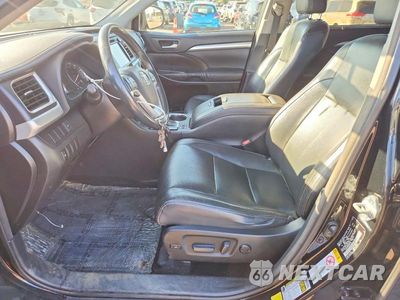 Zdjęcie 7 z 13 samochodu: 2016 TOYOTA HIGHLANDER XLE VIN:5TDJKRFH8GS260198 - miniatura