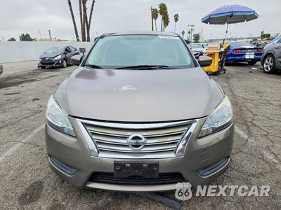 Piąte zdjęcie samochodu w środku: 2015 NISSAN SENTRA SV VIN:3N1AB7AP9FL633680 - miniatura