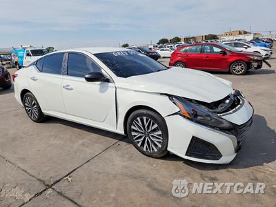 Czwarte zdjęcie samochodu z boku: 2025 NISSAN ALTIMA SV VIN:1N4BL4DV2SN354501 - miniatura