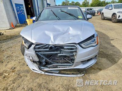 Piąte zdjęcie samochodu w środku: 2015 AUDI A3 PREMIUM VIN:WAU7FLFFXF1098299 - miniatura