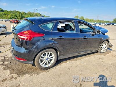 Trzecie zdjęcie samochodu z tyłu: 2017 FORD FOCUS SE VIN:1FADP3K28HL228471 - miniatura
