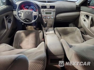Zdjęcie 8 z 12 samochodu: 2009 TOYOTA CAMRY LE VIN:4T1BE46KX9U403009 - miniatura