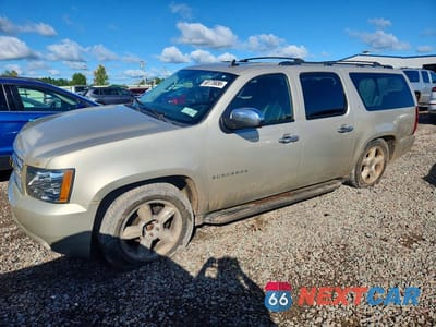2013 CHEVROLET SUBURBAN LT 1GNSKJE70DR199297 - główne zdjęcie licytacji z USA - miniatura