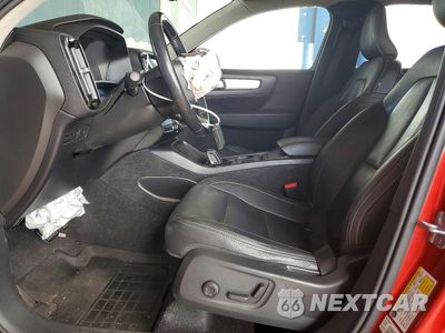 Zdjęcie 7 z 12 samochodu: 2019 VOLVO XC40 T4 MOMENTUM VIN:YV4AC2HK0K2069367 - miniatura