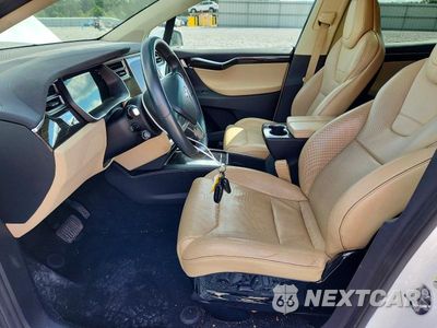 Zdjęcie 7 z 14 samochodu: 2016 TESLA MODEL X VIN:5YJXCBE22GF013193 - miniatura