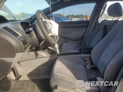 Zdjęcie 7 z 12 samochodu: 2006 HONDA CIVIC LX VIN:1HGFA16526L141306 - miniatura
