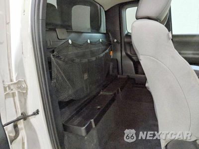 Zdjęcie 10 z 13 samochodu: 2021 TOYOTA TACOMA SR VIN:3TYRX5GN4MT030062 - miniatura