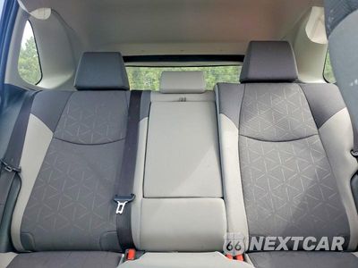 Zdjęcie 10 z 13 samochodu: 2025 TOYOTA RAV4 HYBRID XLE VIN:JTMRWRFV9SJ075080 - miniatura