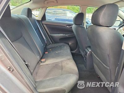 Zdjęcie 10 z 13 samochodu: 2019 NISSAN SENTRA S VIN:3N1AB7AP4KY217517 - miniatura