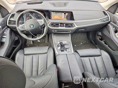 Zdjęcie 8 z 13 samochodu: 2022 BMW X7 XDRIVE40I VIN:5UXCW2C07N9J34363 - miniatura
