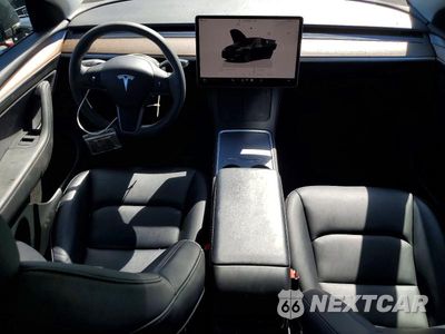 Zdjęcie 8 z 13 samochodu: 2024 TESLA MODEL Y VIN:7SAYGDED8RF123452 - miniatura