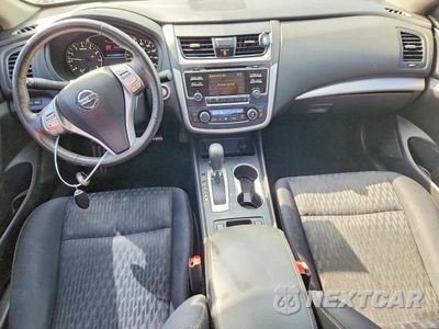 Zdjęcie 8 z 12 samochodu: 2017 NISSAN ALTIMA 2.5 SV VIN:1N4AL3AP3HC220550 - miniatura