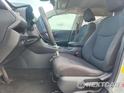 Zdjęcie 7 z 14 samochodu: 2019 TOYOTA RAV4 LE VIN:JTMH1RFV1KJ007429 - miniatura
