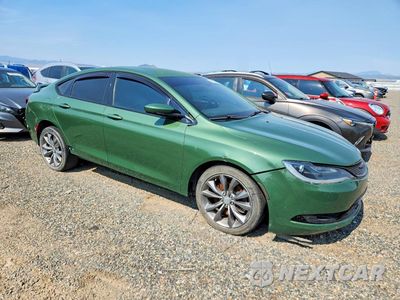 Czwarte zdjęcie samochodu z boku: 2015 CHRYSLER 200 S VIN:1C3CCCBG8FN707010 - miniatura