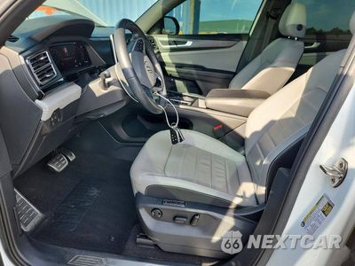 Zdjęcie 8 z 15 samochodu: 2024 VOLKSWAGEN ATLAS CROSS SPORT SEL R-LINE VIN:1V2AE2CAXRC221198 - miniatura