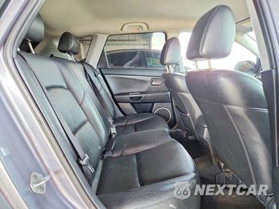 Zdjęcie 10 z 12 samochodu: 2005 MAZDA 3 HATCHBACK VIN:JM1BK343351237625 - miniatura