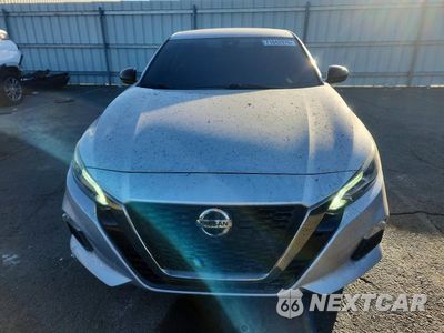 Piąte zdjęcie samochodu w środku: 2020 NISSAN ALTIMA SR VIN:1N4BL4CV7LC151523 - miniatura