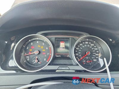 Zdjęcie 9 z 13 samochodu: 2018 VOLKSWAGEN GTI S/SE VIN:3VW447AUXJM250471 - miniatura