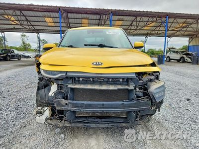 Piąte zdjęcie samochodu w środku: 2020 KIA SOUL EX VIN:KNDJ33AU1L7050920 - miniatura