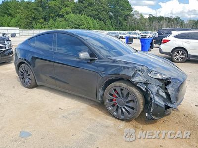 Czwarte zdjęcie samochodu z boku: 2023 TESLA MODEL Y VIN:7SAYGDEF6PF911421 - miniatura