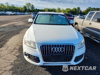 Piąte zdjęcie samochodu w środku: 2017 AUDI Q5 PREMIUM VIN:WA1C2AFPXHA081980 - miniatura