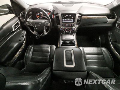 Zdjęcie 8 z 13 samochodu: 2016 GMC YUKON XL DENALI VIN:1GKS1HKJ7GR158615 - miniatura