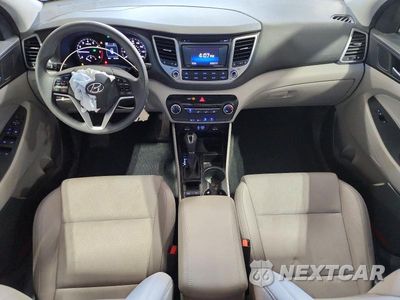 Zdjęcie 8 z 13 samochodu: 2016 HYUNDAI TUCSON SE VIN:KM8J3CA44GU140257 - miniatura