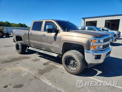 Czwarte zdjęcie samochodu z boku: 2015 CHEVROLET SILVERADO K3500 LTZ VIN:1GC4K0E80FF165000 - miniatura