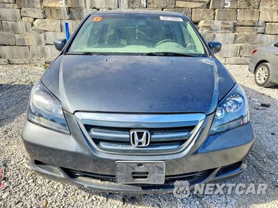 Piąte zdjęcie samochodu w środku: 2005 HONDA ODYSSEY EXL VIN:5FNRL38715B033096 - miniatura