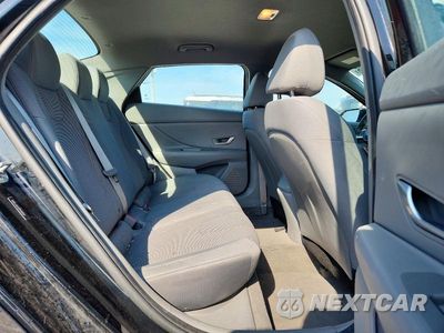 Zdjęcie 10 z 12 samochodu: 2023 HYUNDAI ELANTRA SE VIN:5NPLL4AG3PH102557 - miniatura