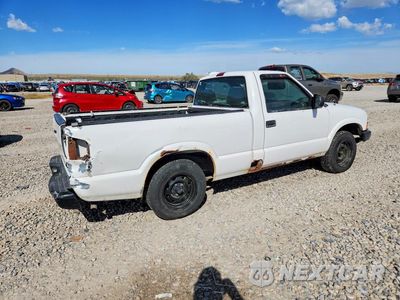 Trzecie zdjęcie samochodu z tyłu: 2002 CHEVROLET S TRUCK S10 VIN:1GCCS145728145611 - miniatura