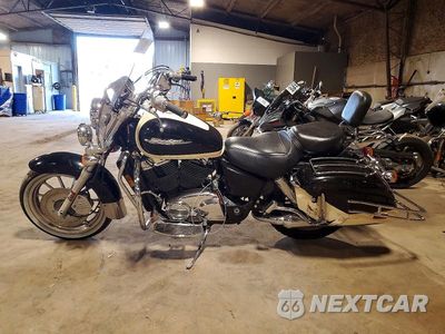 Trzecie zdjęcie samochodu z tyłu: 1998 HONDA VT1100 CT VIN:1HFSC3701WA000251 - miniatura