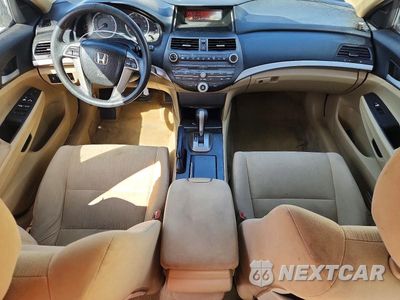 Zdjęcie 8 z 12 samochodu: 2011 HONDA ACCORD LX VIN:1HGCP2F37BA152183 - miniatura