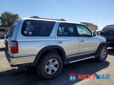 Trzecie zdjęcie samochodu z tyłu: 2000 TOYOTA 4RUNNER SR5 VIN:JT3GN86RXY0147527 - miniatura
