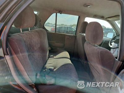 Zdjęcie 11 z 14 samochodu: 2003 ISUZU RODEO S VIN:4S2CK58WX34308808 - miniatura