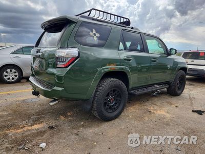 Trzecie zdjęcie samochodu z tyłu: 2021 TOYOTA 4RUNNER TRAIL EDITION VIN:JTEBU5JR8M5908529 - miniatura