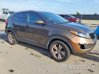 Czwarte zdjęcie samochodu z boku: 2011 KIA SPORTAGE LX VIN:KNDPB3A25B7031863 - miniatura