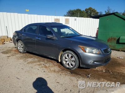 Czwarte zdjęcie samochodu z boku: 2010 HONDA ACCORD EX VIN:1HGCP3F71AA030927 - miniatura