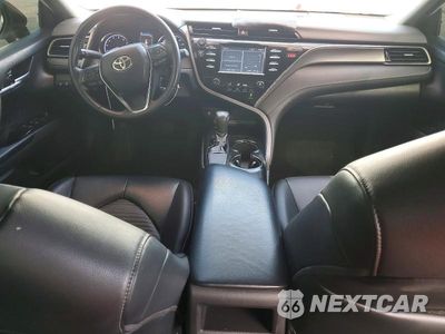 Zdjęcie 8 z 12 samochodu: 2019 TOYOTA CAMRY SE VIN:4T1B11HK2KU248713 - miniatura