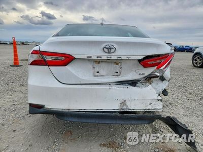 Zdjęcie 6 z 12 samochodu: 2019 TOYOTA CAMRY LE VIN:4T1B11HK4KU808831 - miniatura