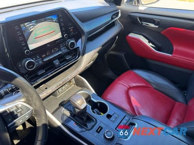 Zdjęcie 11 z 13 samochodu: 2021 TOYOTA HIGHLANDER XSE VIN:5TDJZRBH1MS070028 - miniatura