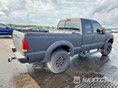 Trzecie zdjęcie samochodu z tyłu: 2004 FORD F250 SUPER DUTY VIN:1FTNX21L04ED34348 - miniatura