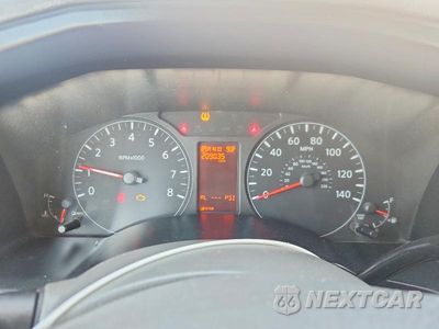 Zdjęcie 9 z 12 samochodu: 2018 NISSAN NV 1500 S VIN:1N6BF0KM9JN807707 - miniatura
